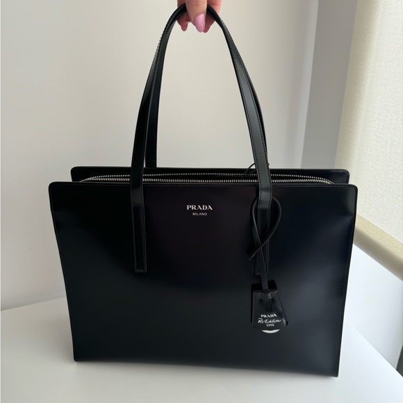 NEW Prada Large Spazzolato Re-Edition 1995 Large Tote - Picture 10 of 11